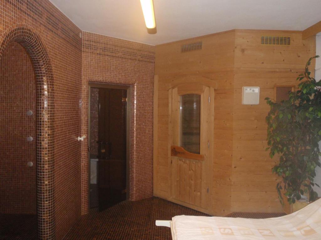 Hotel Silvesterhof ドッビアーコ エクステリア 写真